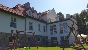 Фото Отели типа «постель и завтрак» Dwór nad jeziorem w Bieniaszach г. Miłakowo 3